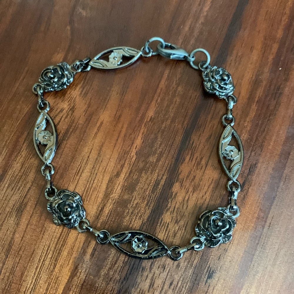 Black rose bracelet